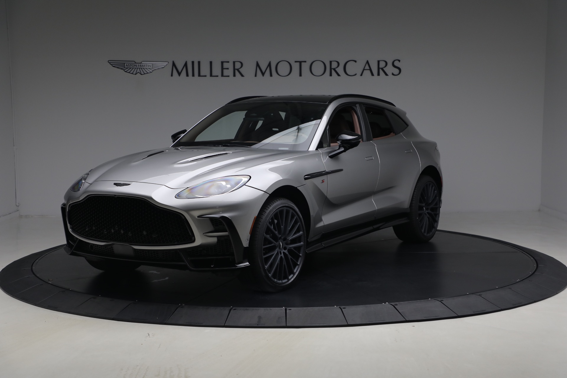 Used-2026-Aston-Martin-DBX-S