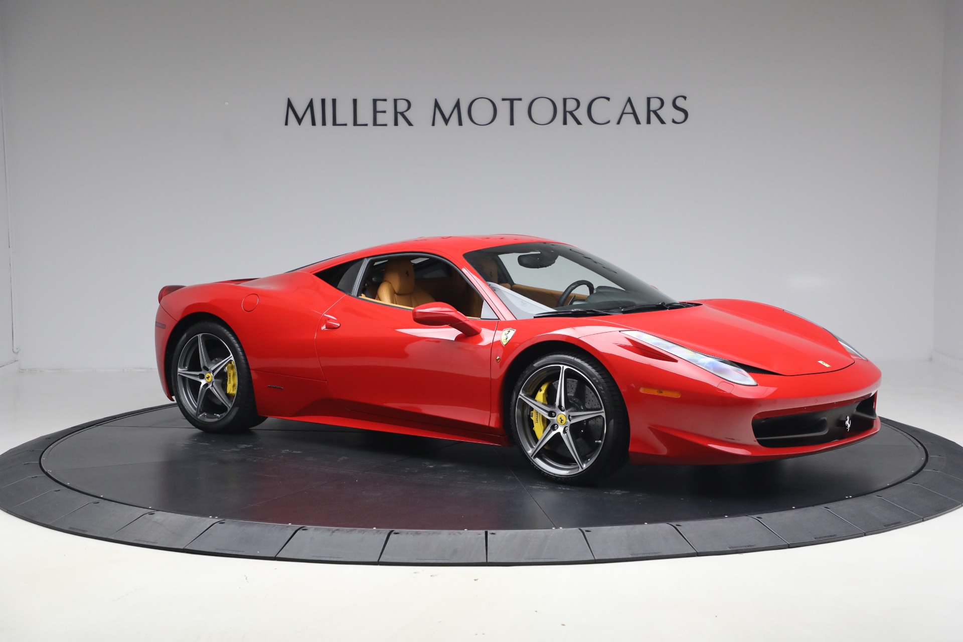 Used-2015-Ferrari-458-Italia