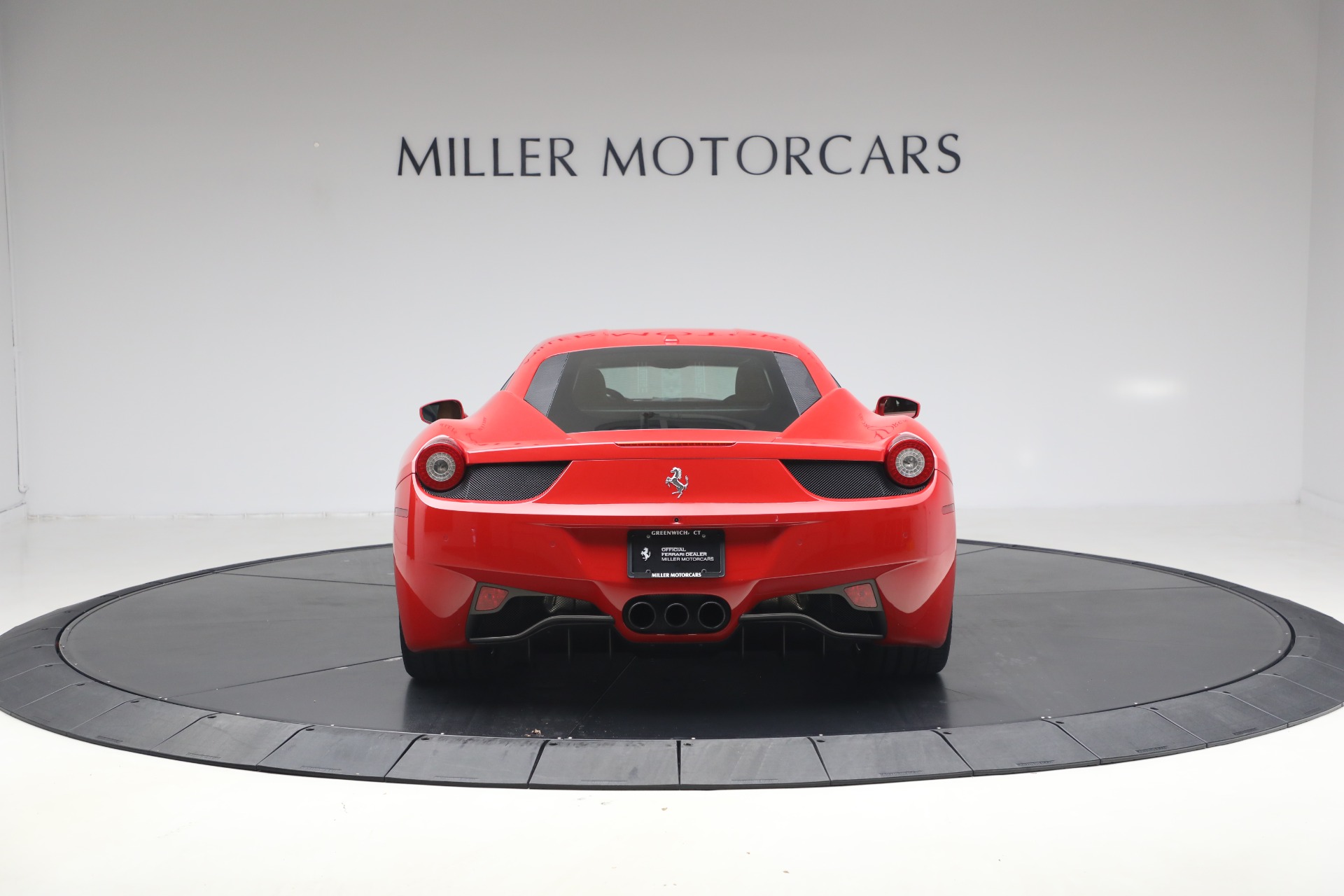 Used-2015-Ferrari-458-Italia