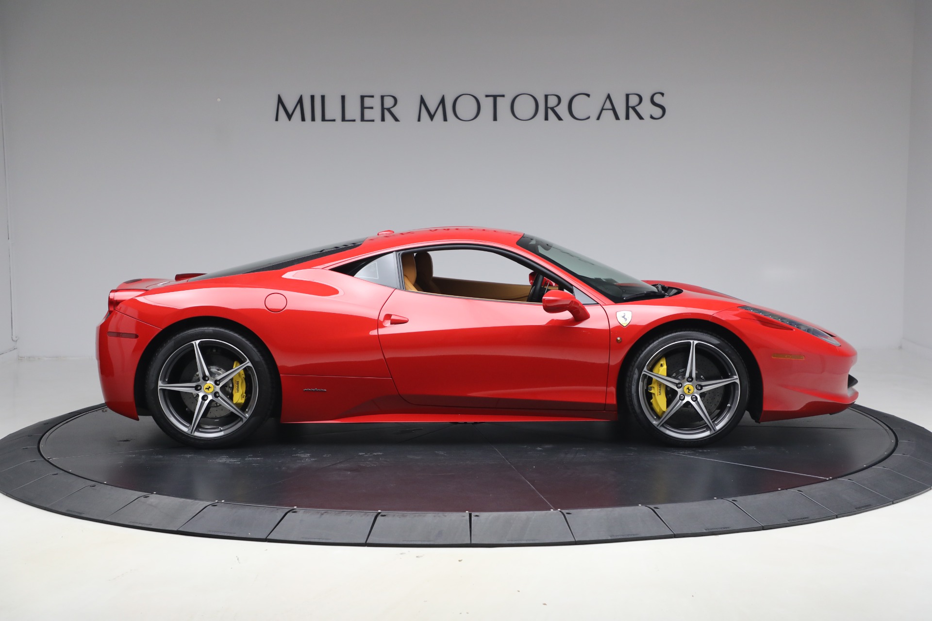 Used-2015-Ferrari-458-Italia
