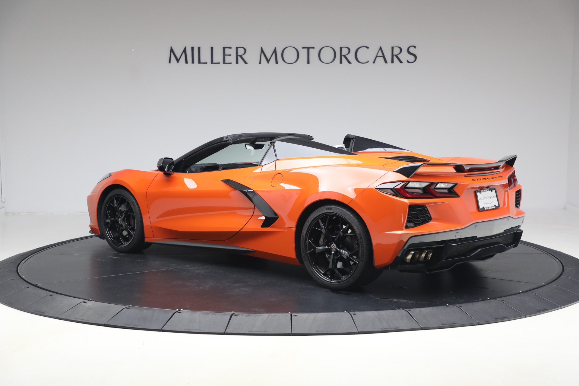 Used-2020-Chevrolet-Corvette-Stingray