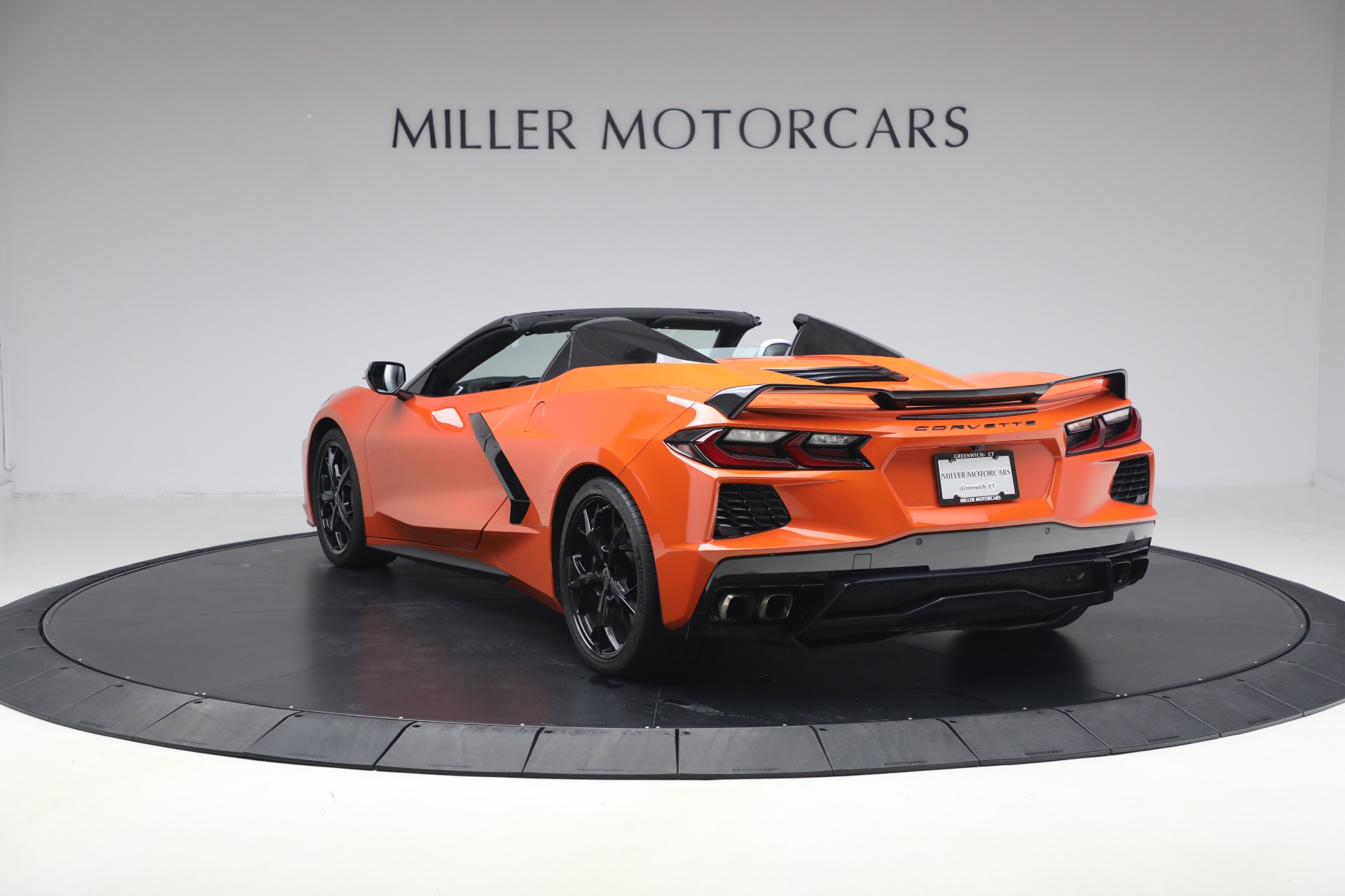 Used-2020-Chevrolet-Corvette-Stingray