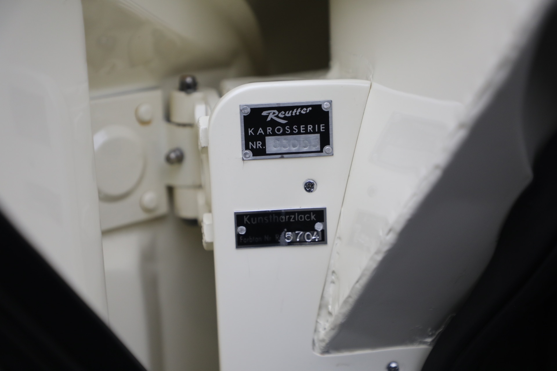 Used-1957-Porsche-356-Speedster-1600-Super