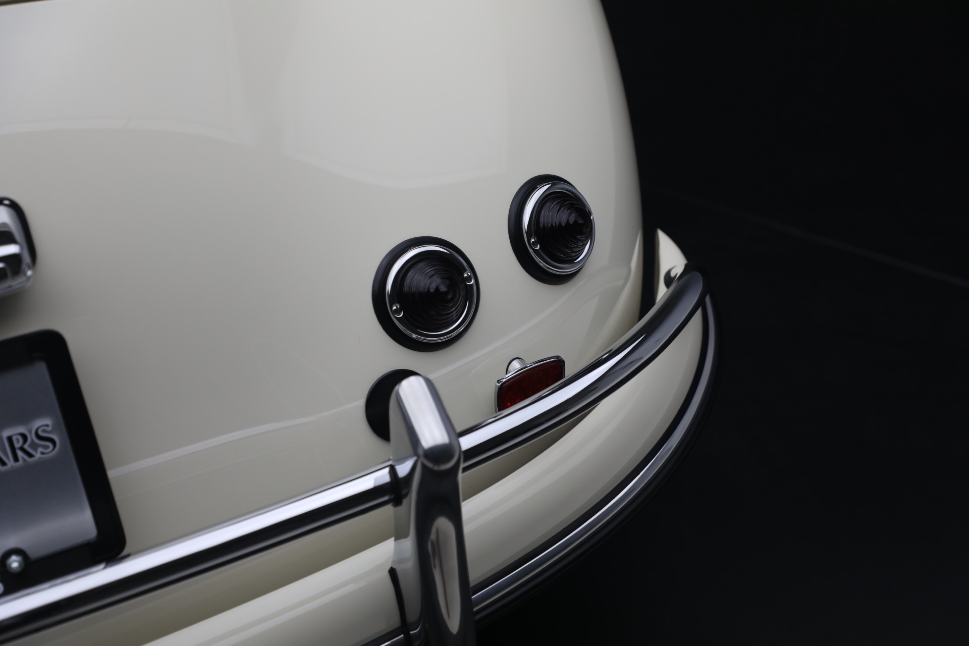 Used-1957-Porsche-356-Speedster-1600-Super