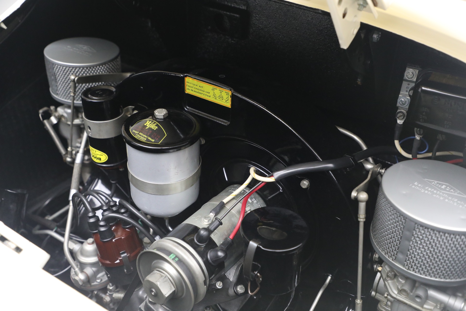 Used-1957-Porsche-356-Speedster-1600-Super