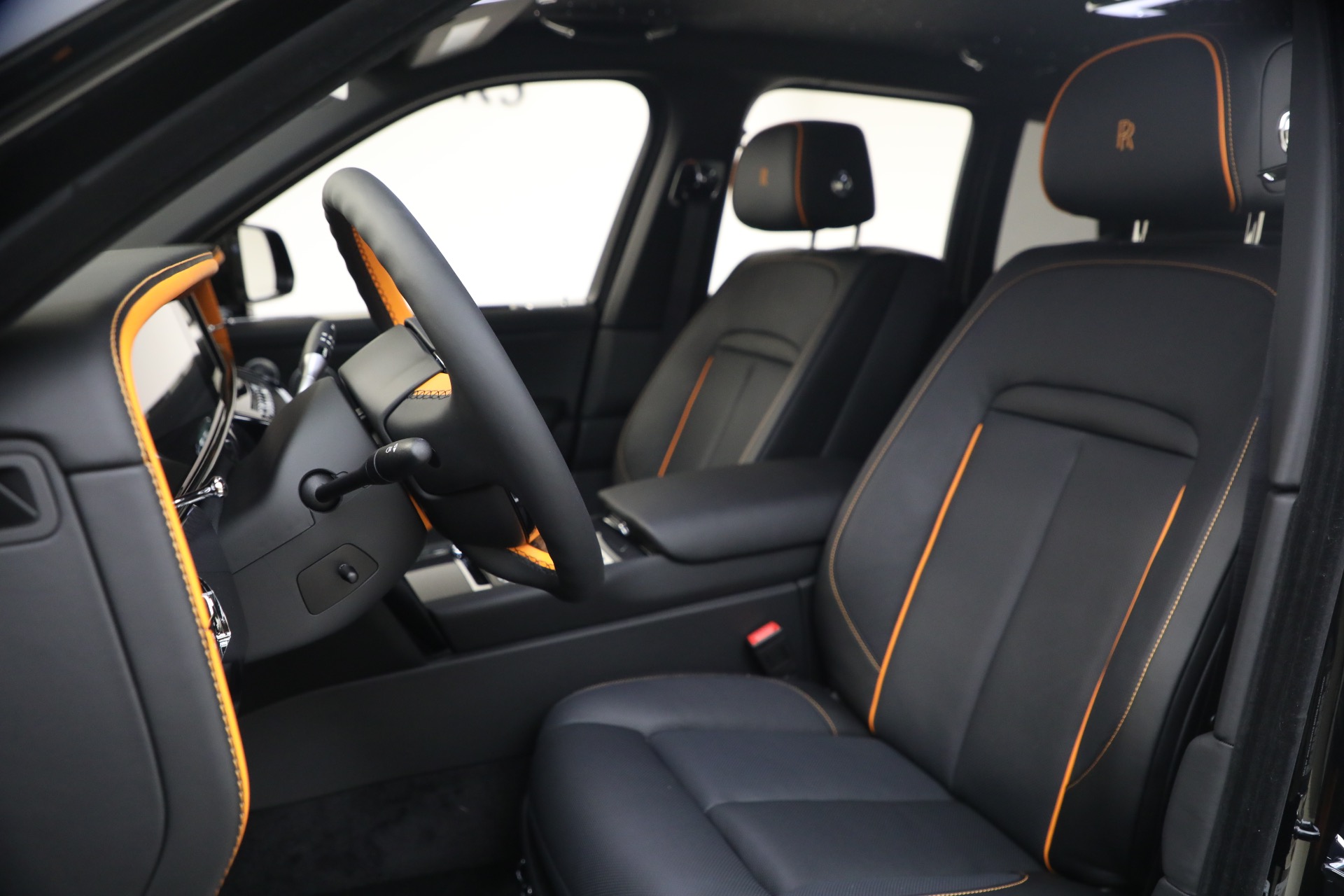 New-2026-Rolls-Royce-Black-Badge-Cullinan