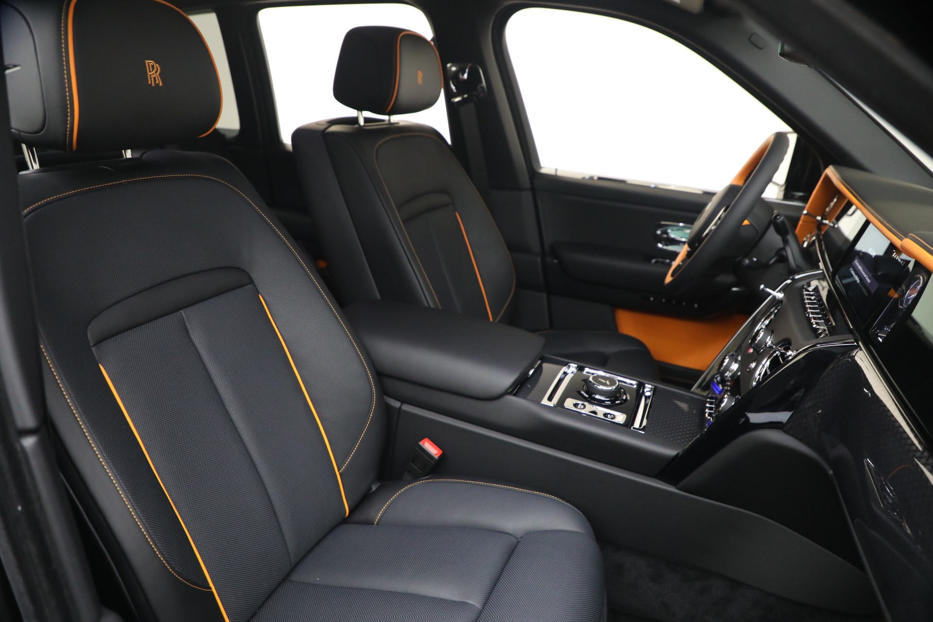 New-2026-Rolls-Royce-Black-Badge-Cullinan