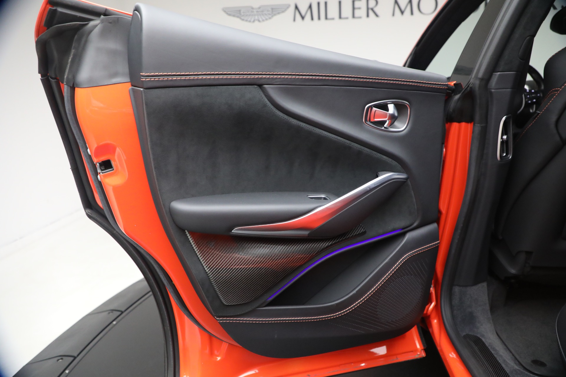 Used-2023-Aston-Martin-DBX-707