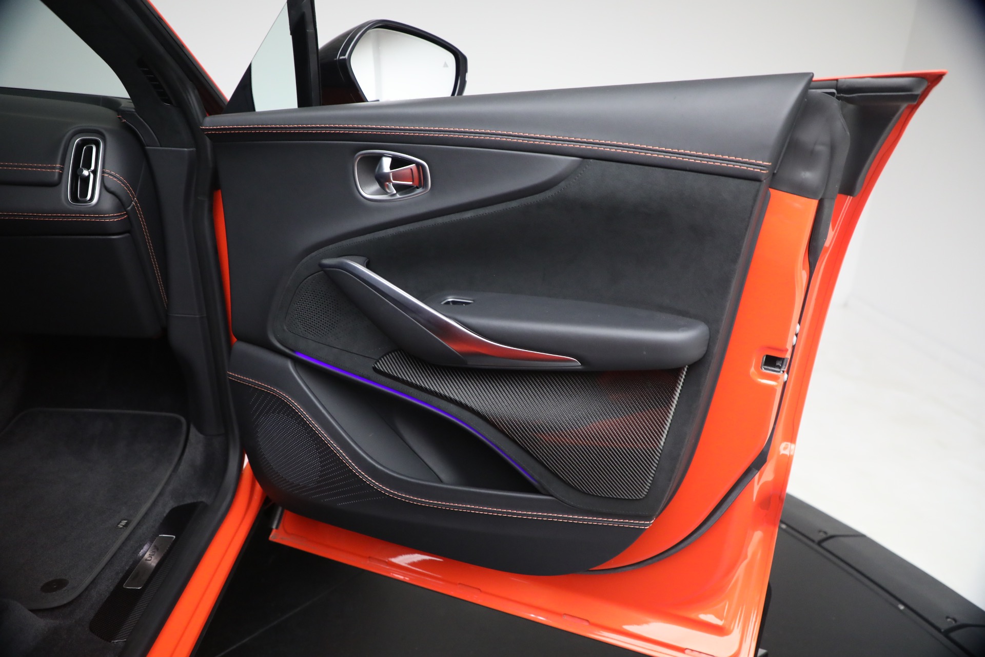 Used-2023-Aston-Martin-DBX-707