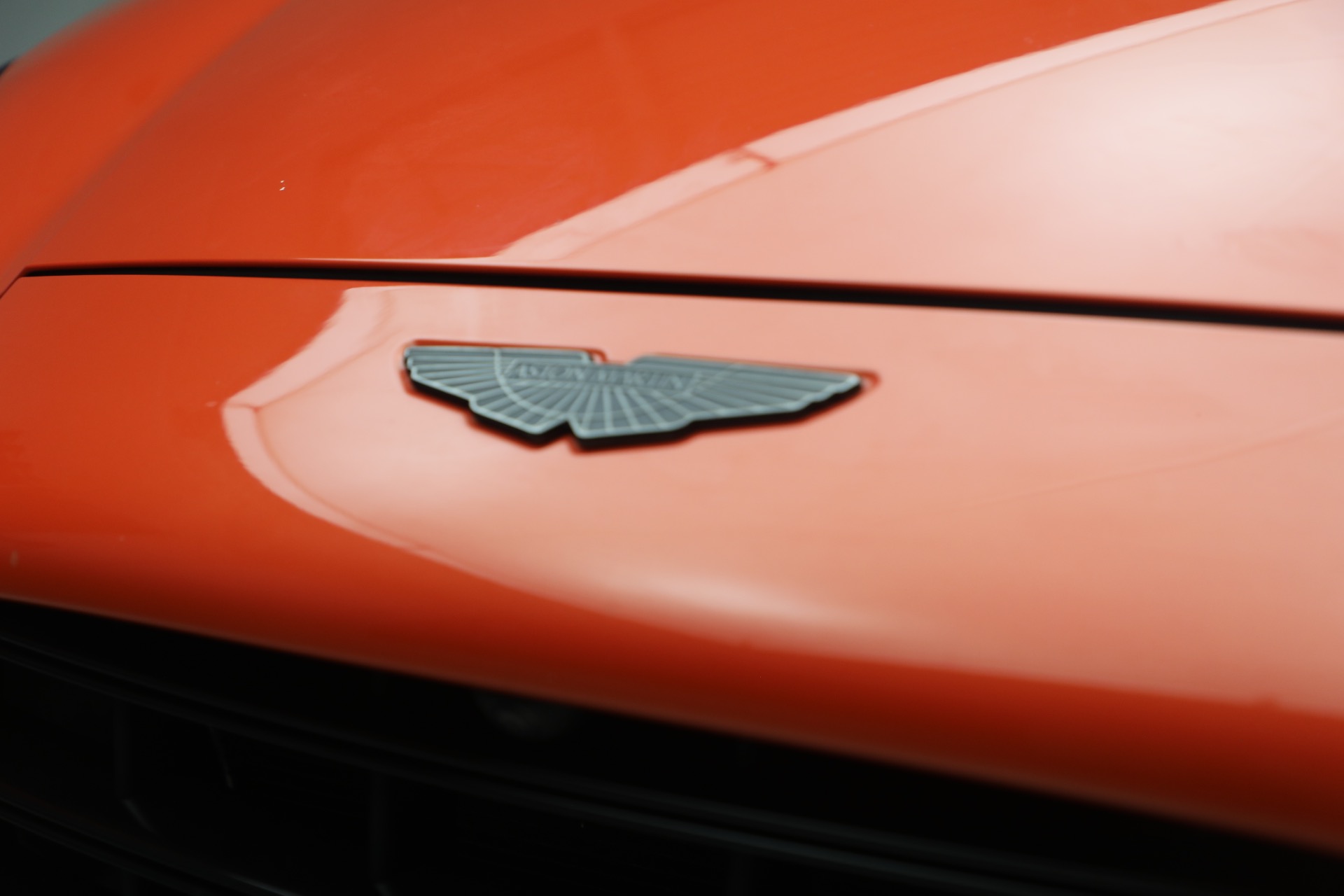 Used-2023-Aston-Martin-DBX-707