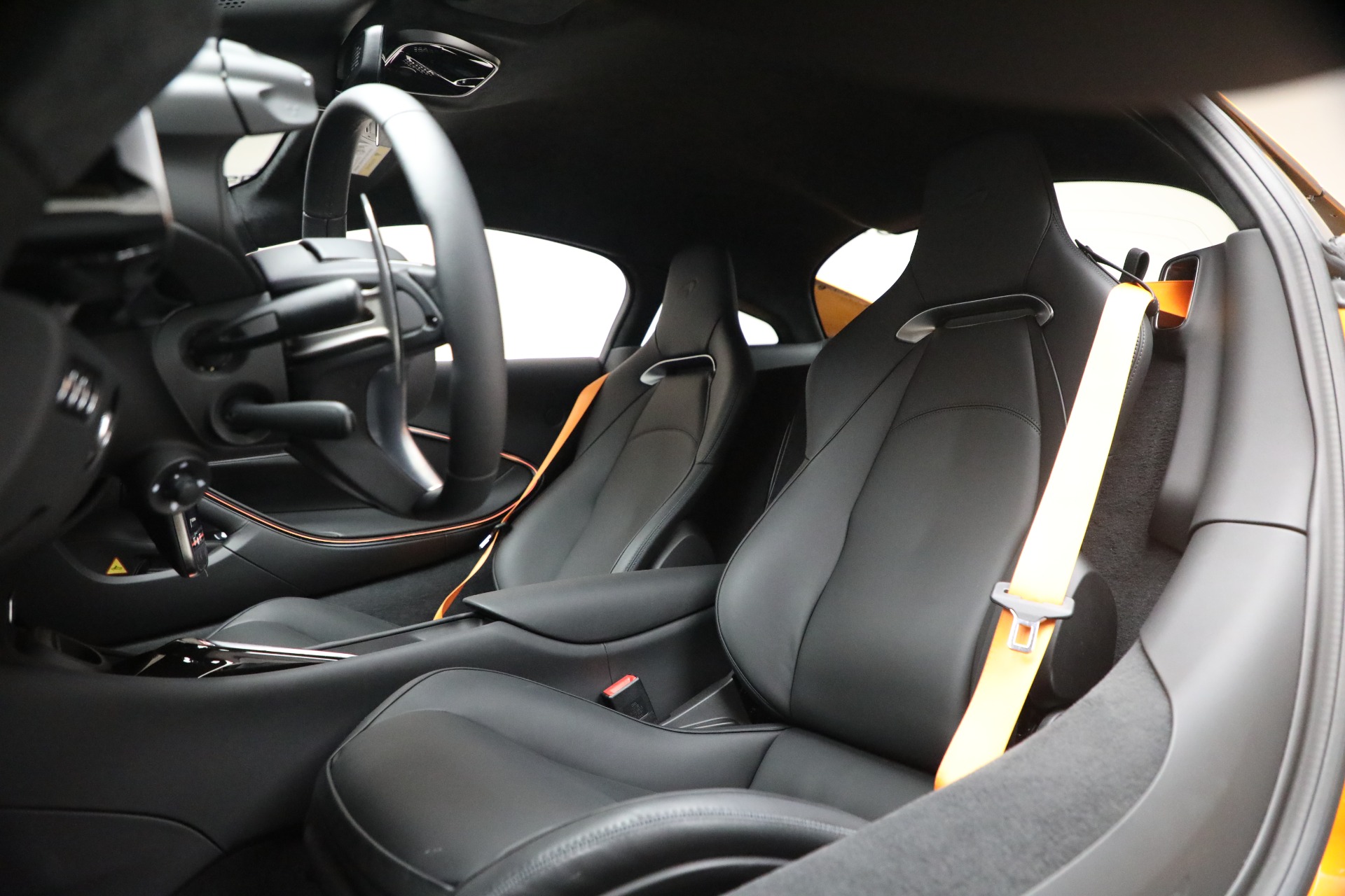 New-2026-McLaren-Artura-TechLux