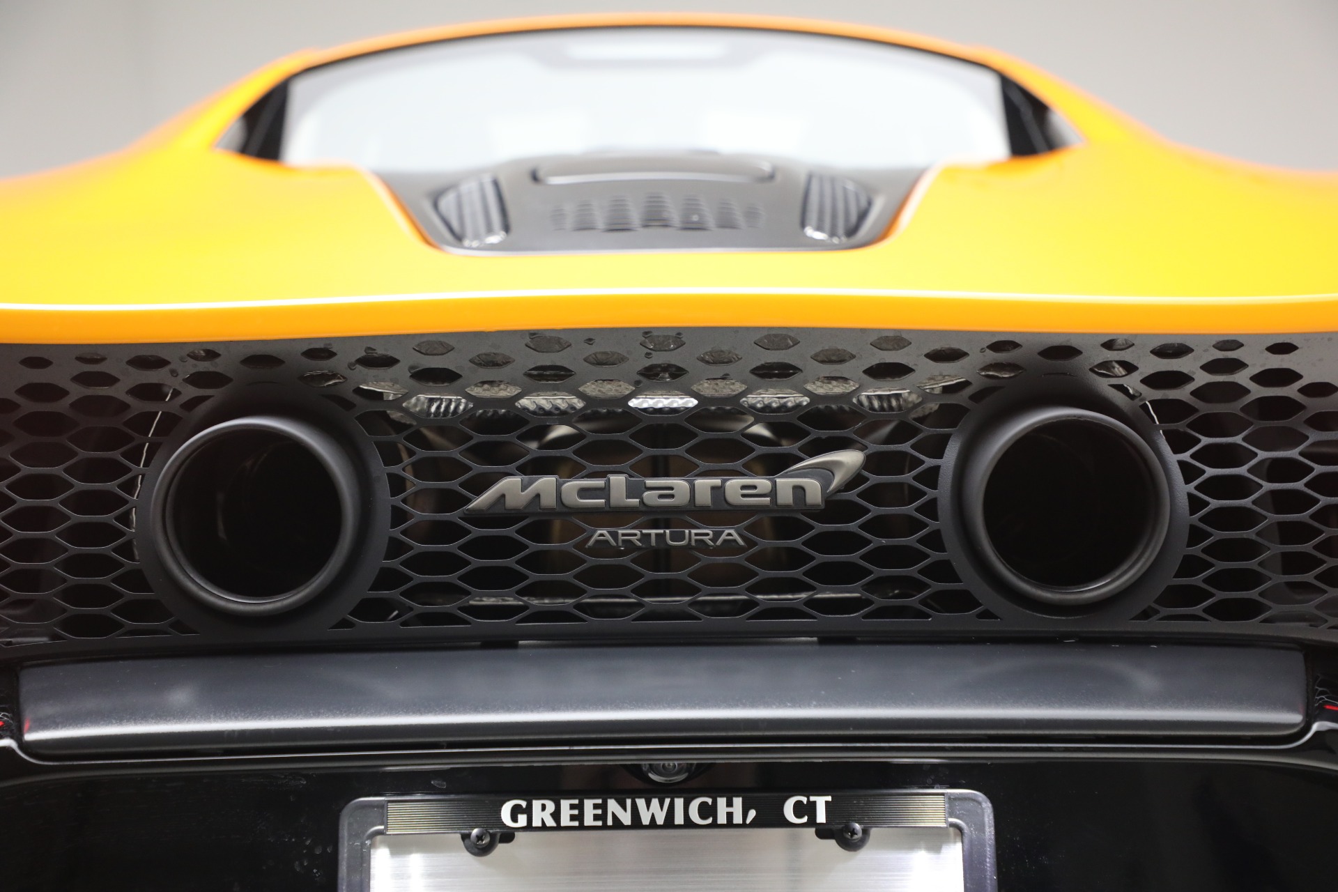 New-2026-McLaren-Artura-TechLux