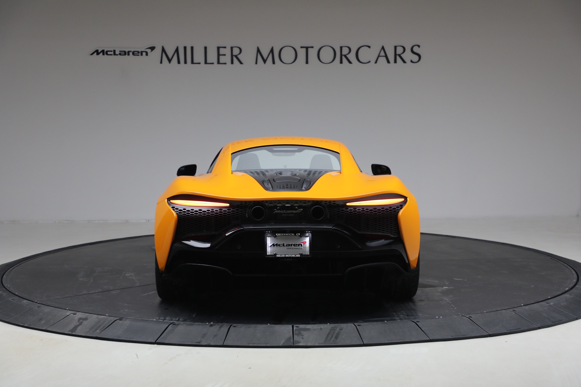New-2026-McLaren-Artura-TechLux