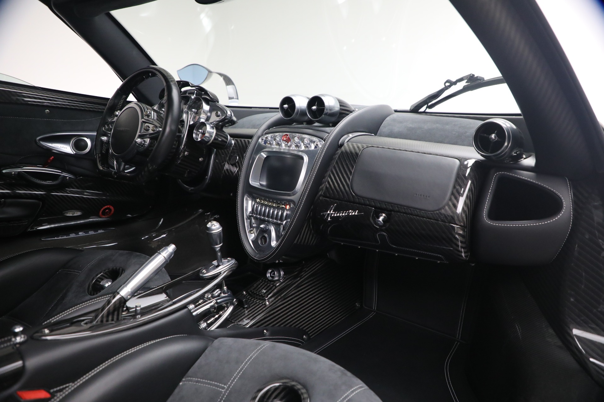 Used-2014-Pagani-Huayra-Tempesta