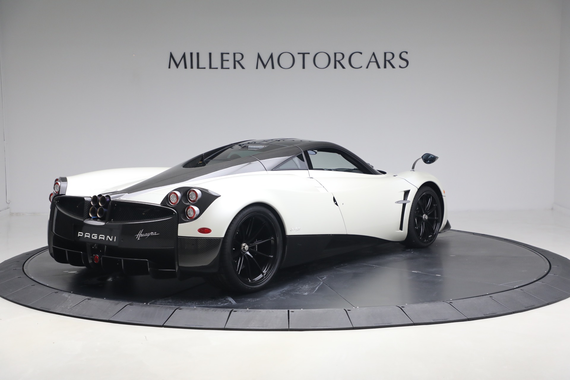 Used-2014-Pagani-Huayra-Tempesta