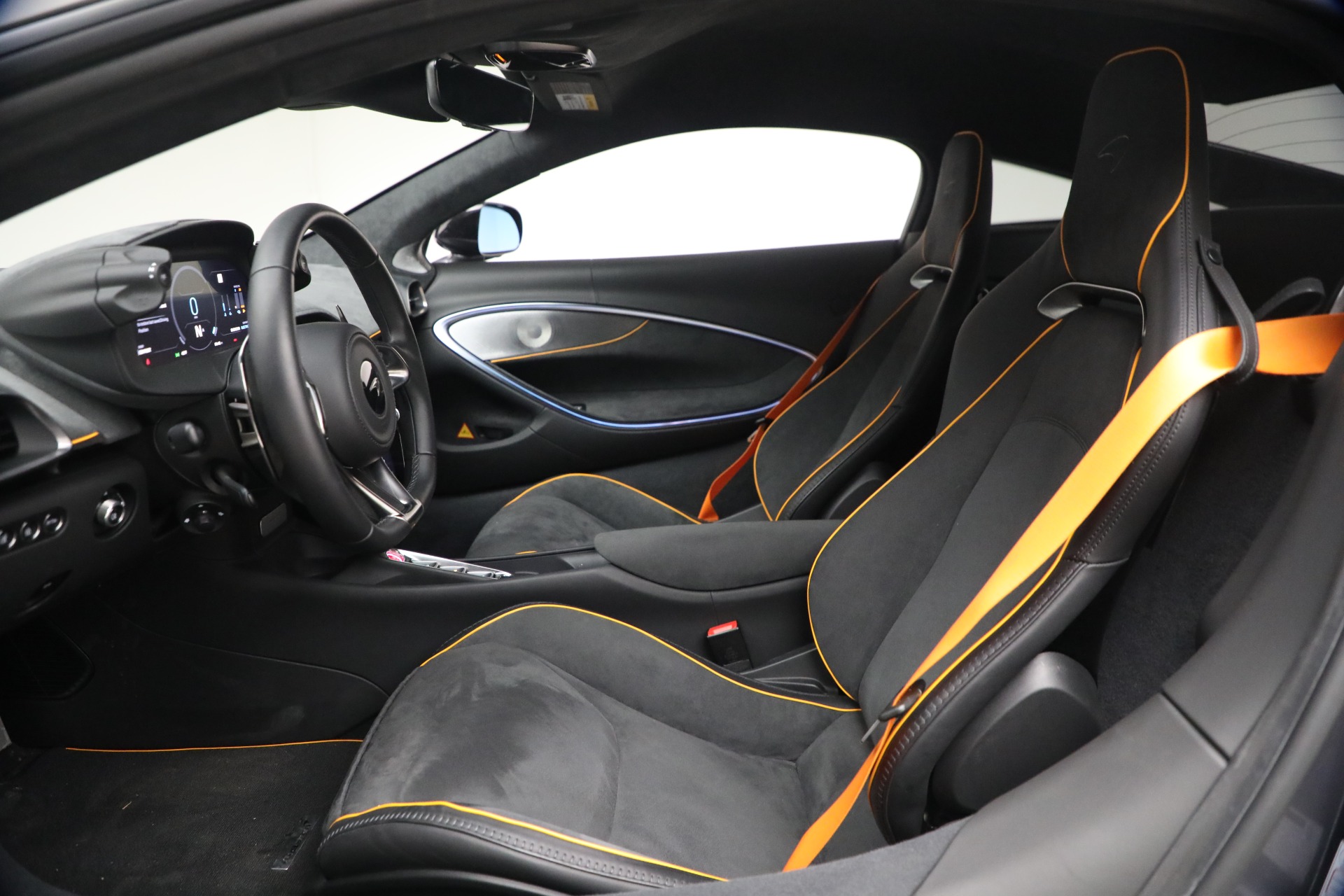 Used-2024-McLaren-Artura-Performance