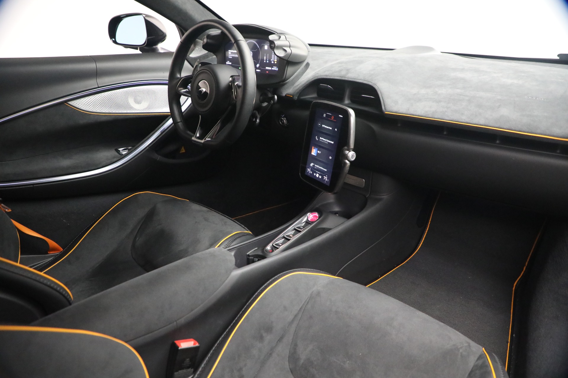 Used-2024-McLaren-Artura-Performance