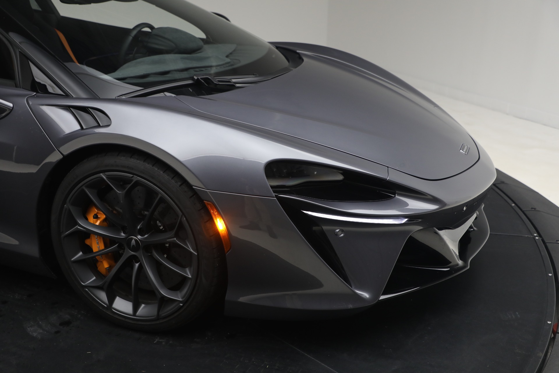 Used-2024-McLaren-Artura-Performance