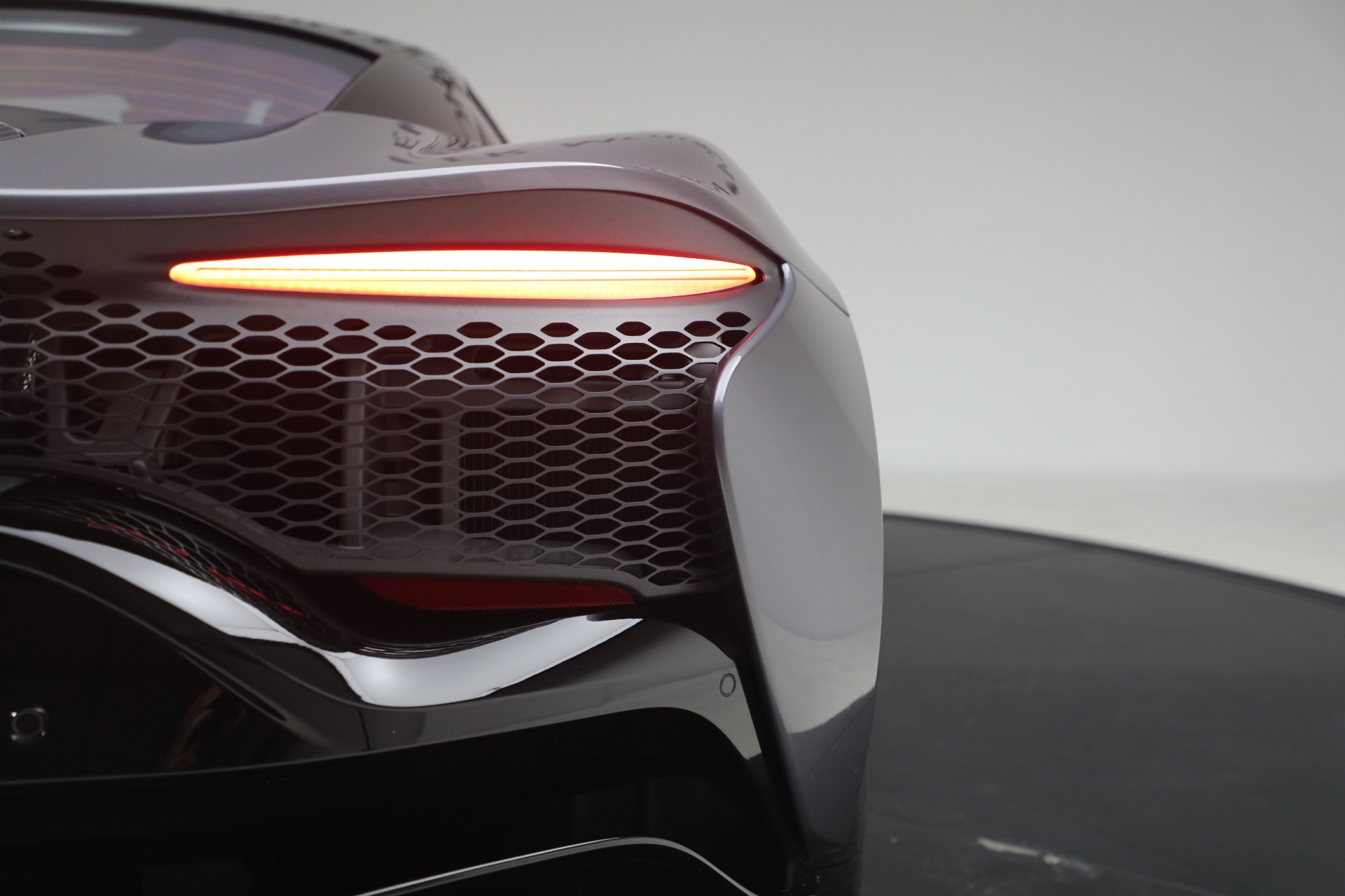 Used-2024-McLaren-Artura-Performance