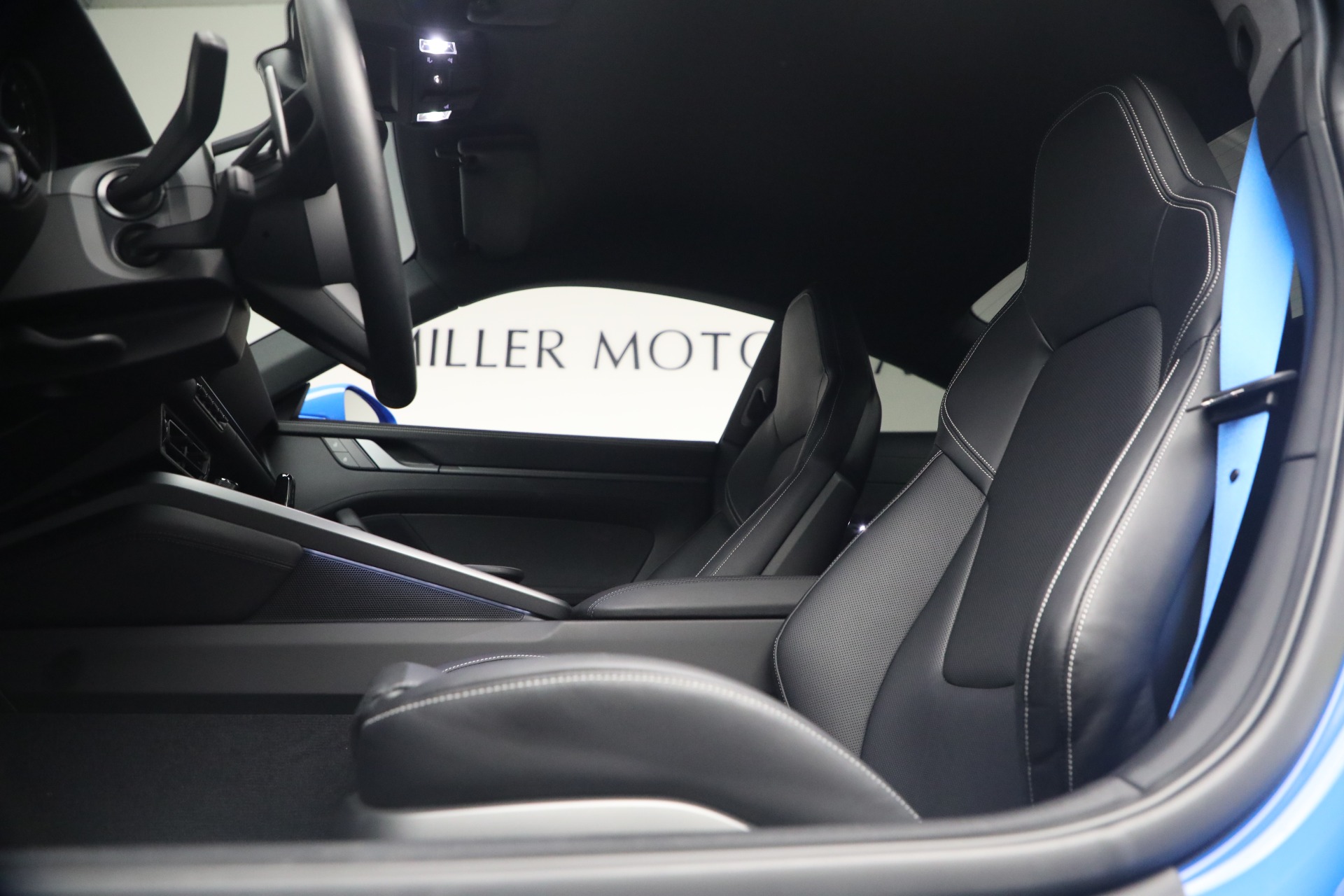 Used-2024-Porsche-911-Carrera