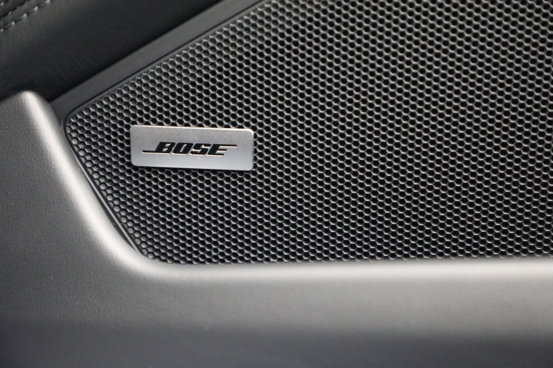 Used-2024-Porsche-911-Carrera