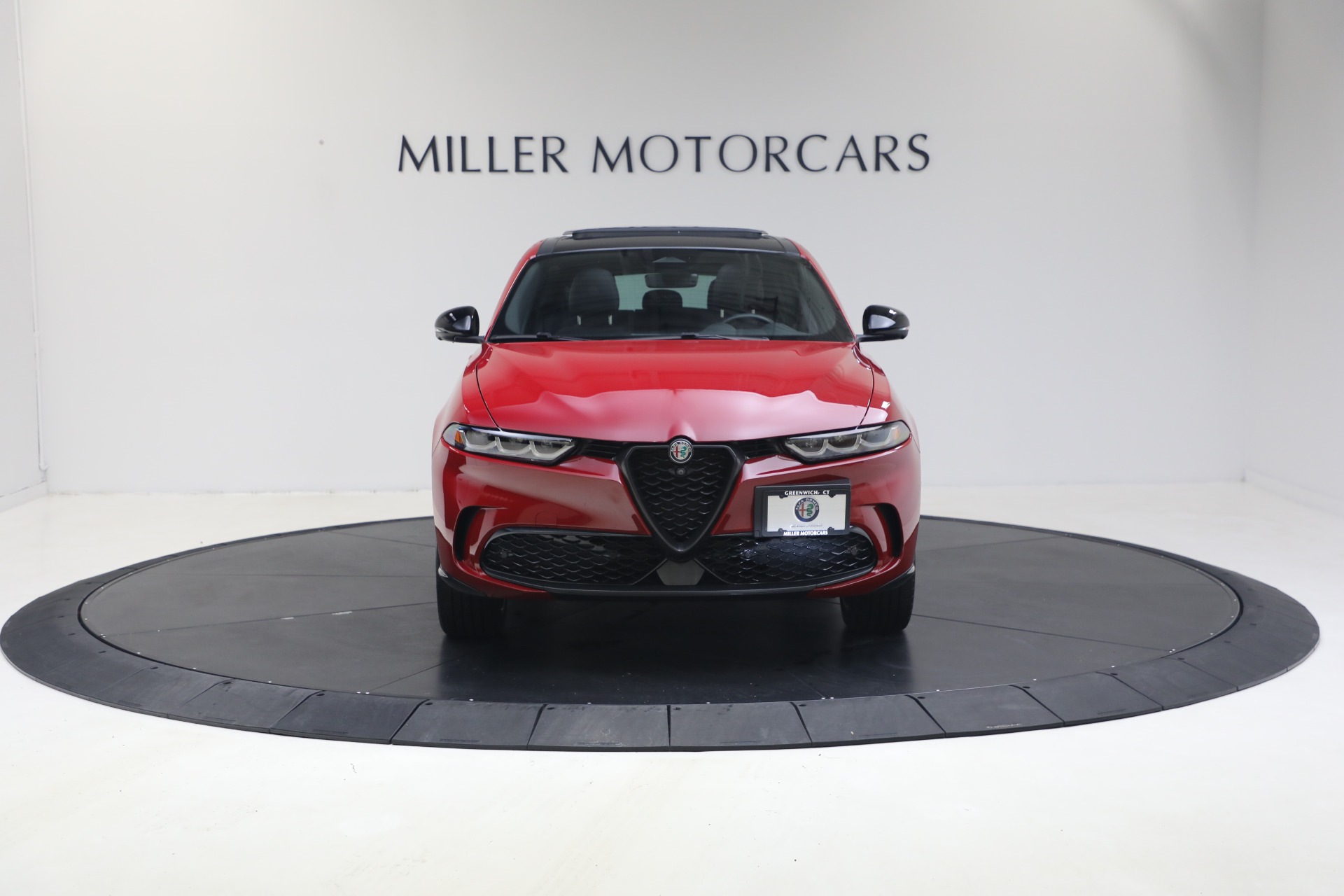 Used-2024-Alfa-Romeo-Tonale-Hybrid-Veloce