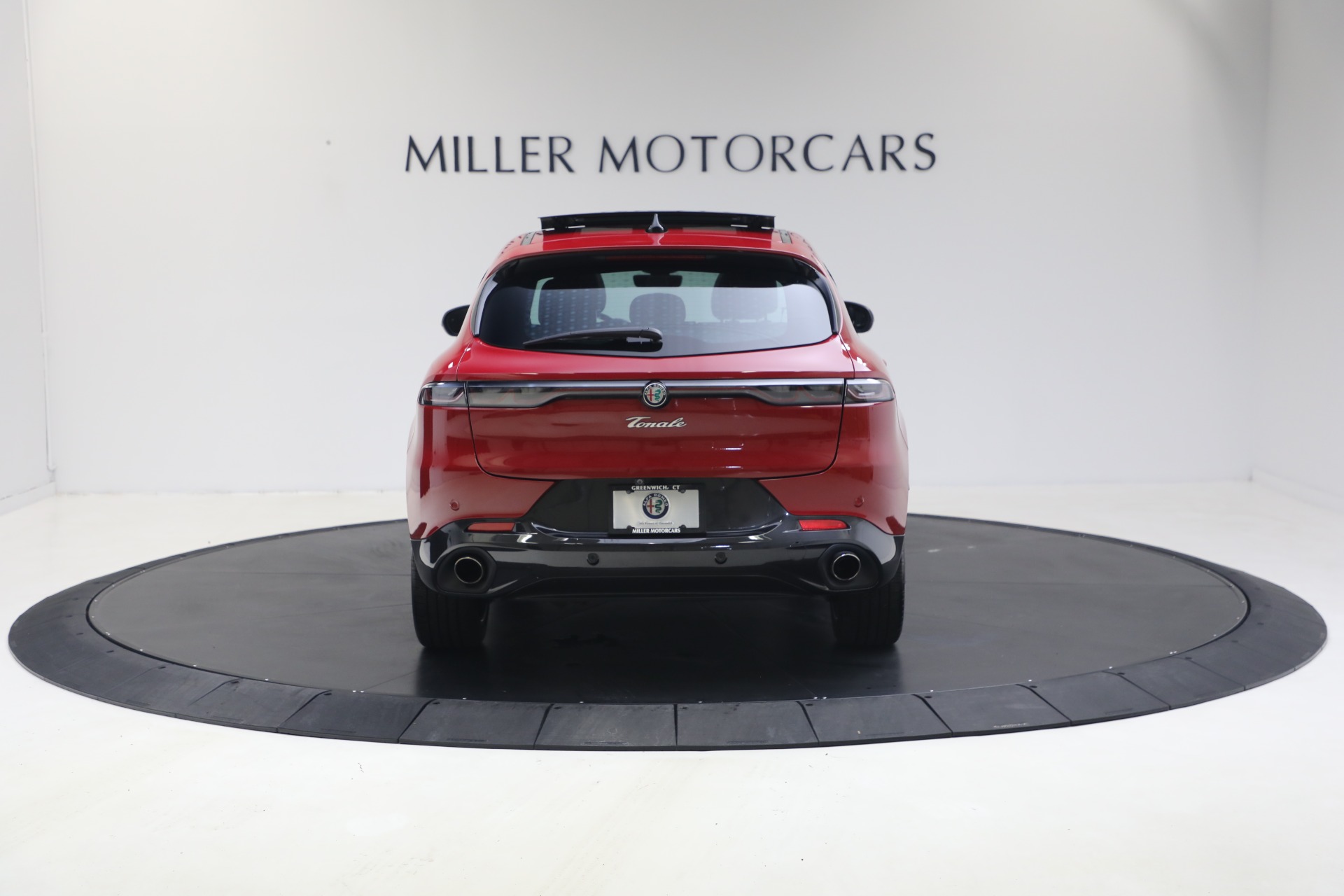 Used-2024-Alfa-Romeo-Tonale-Hybrid-Veloce