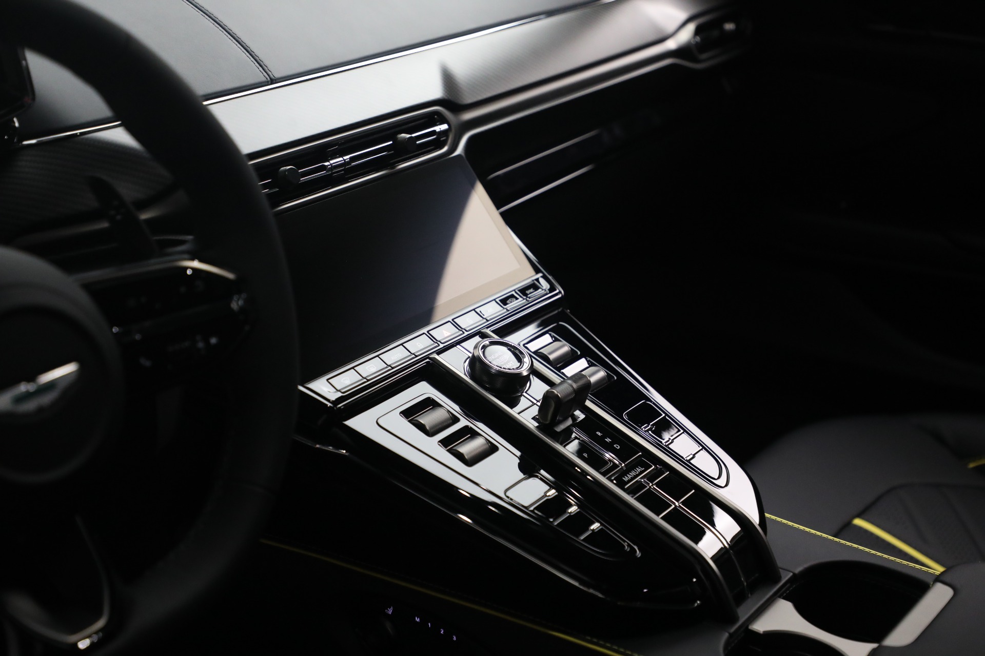 New-2026-Aston-Martin-Vantage-S