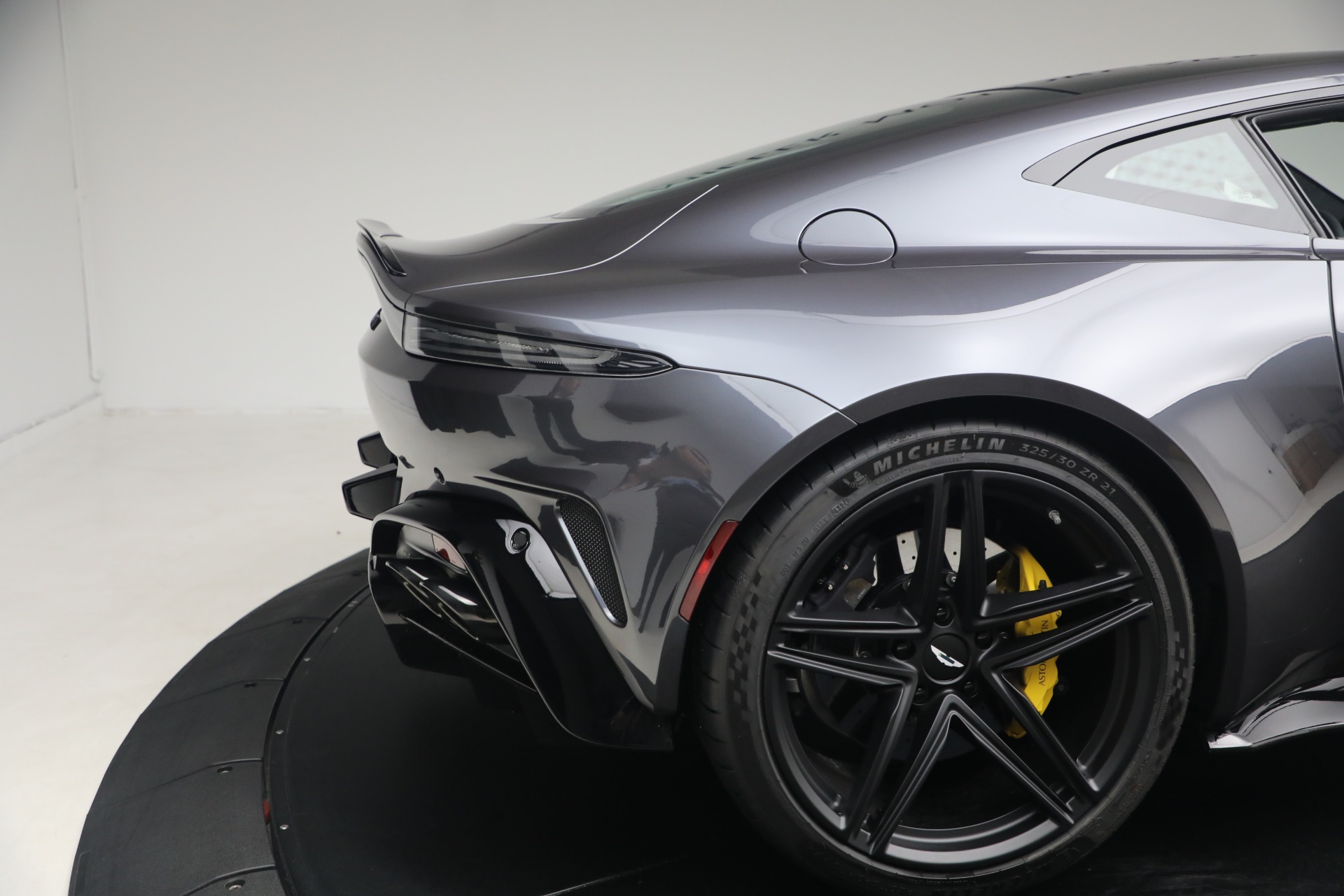 New-2026-Aston-Martin-Vantage-S