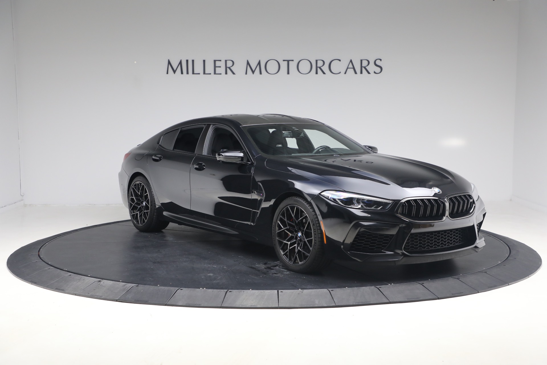 Used-2022-BMW-M8-Competition
