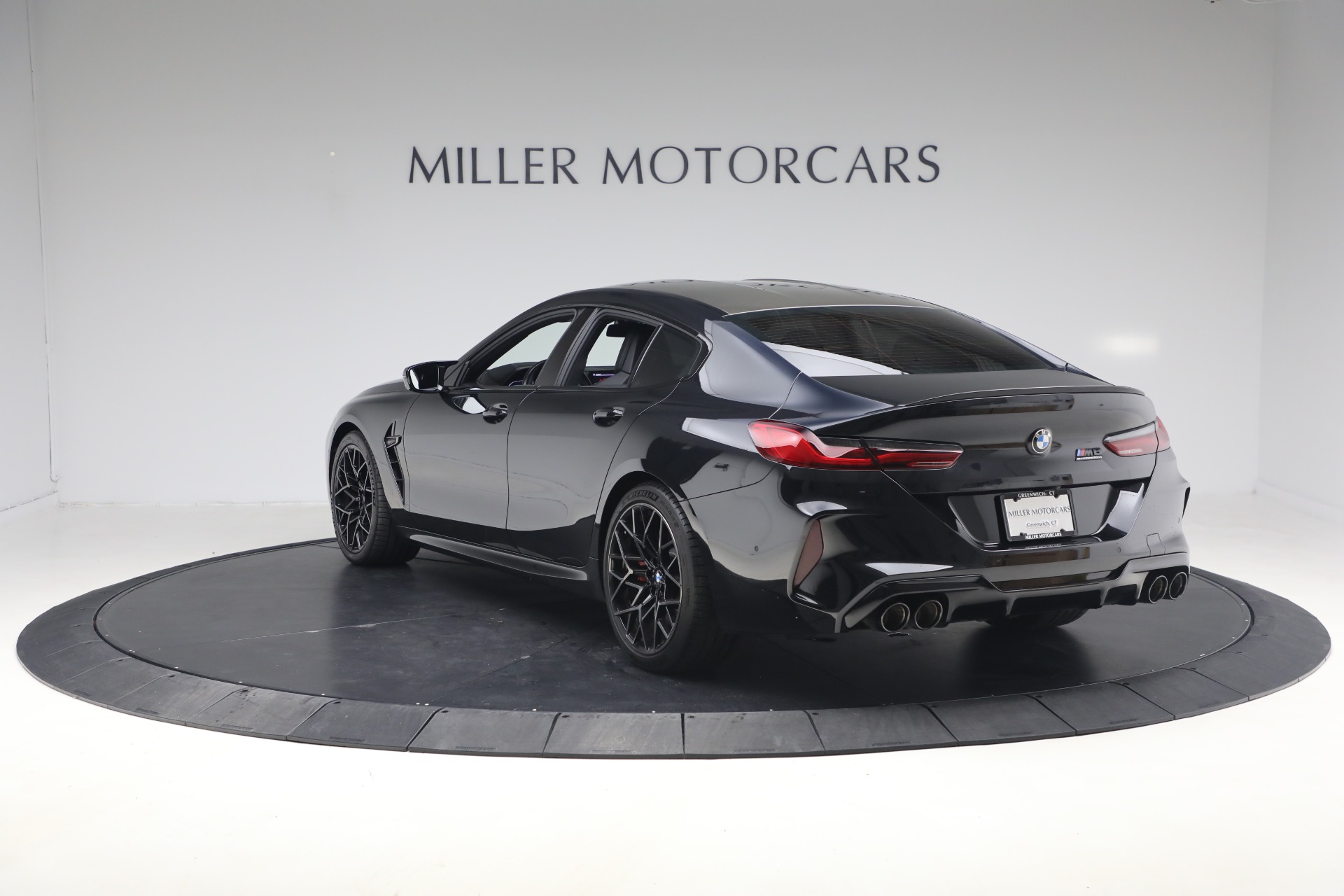 Used-2022-BMW-M8-Competition