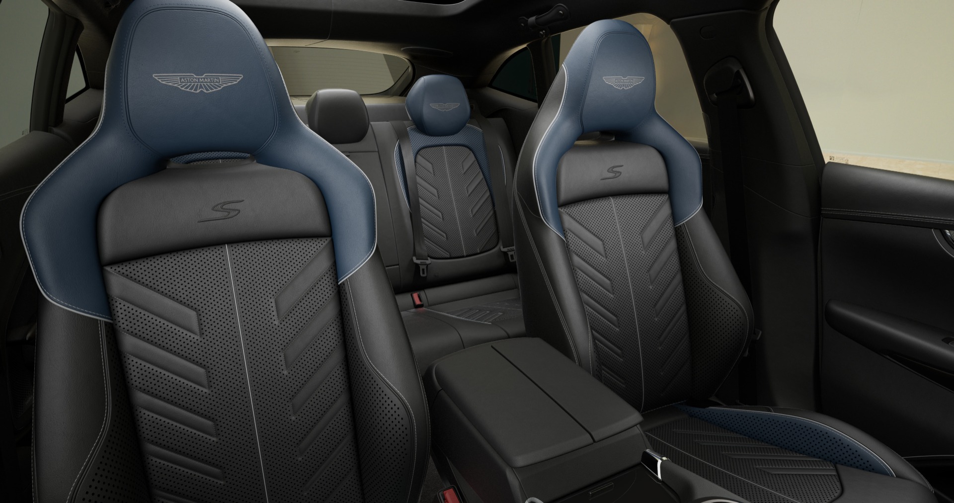 New-2026-Aston-Martin-DBX-S