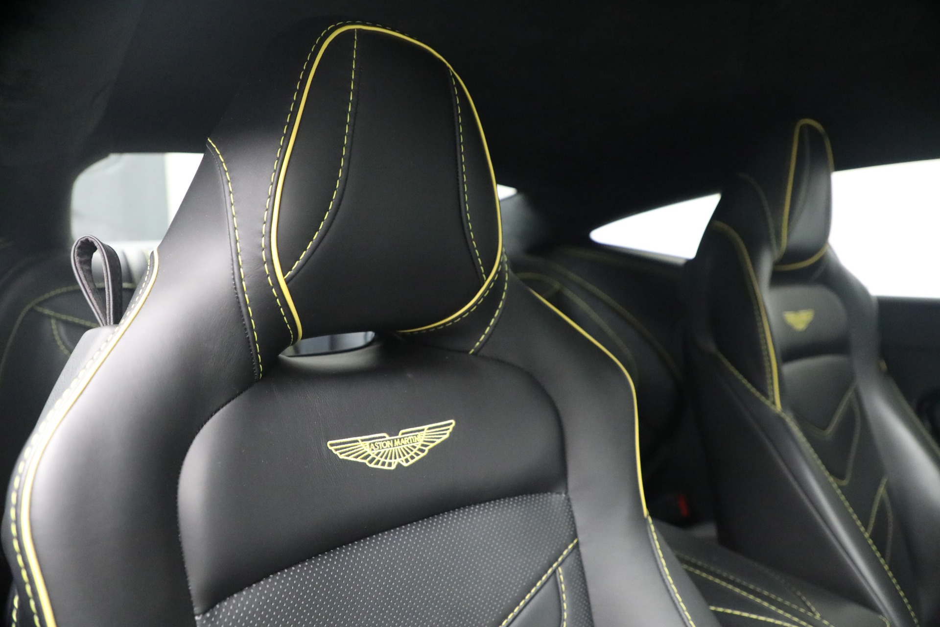 Used-2019-Aston-Martin-DBS-Superleggera