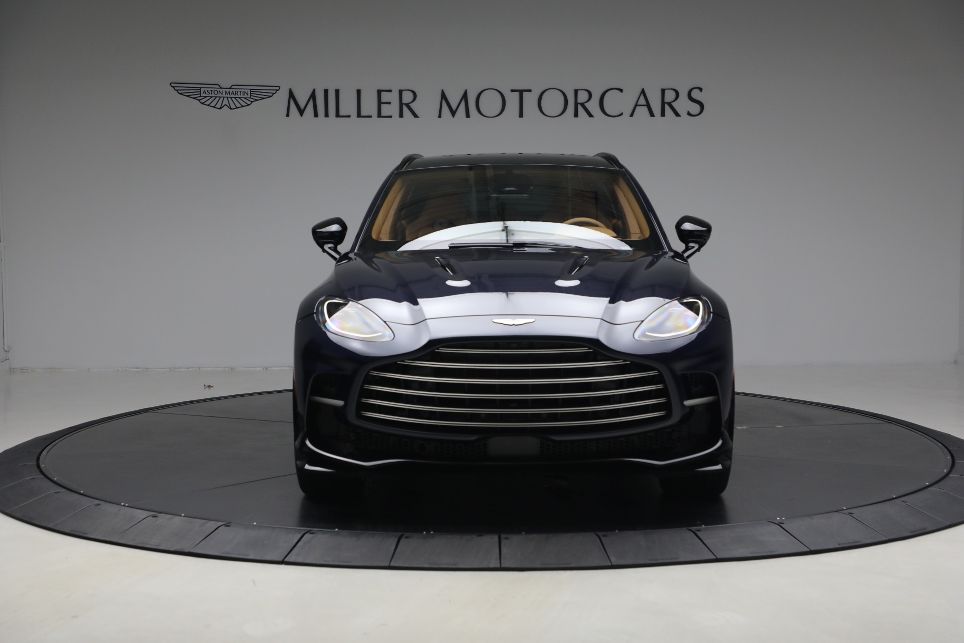 New-2026-Aston-Martin-DBX-707