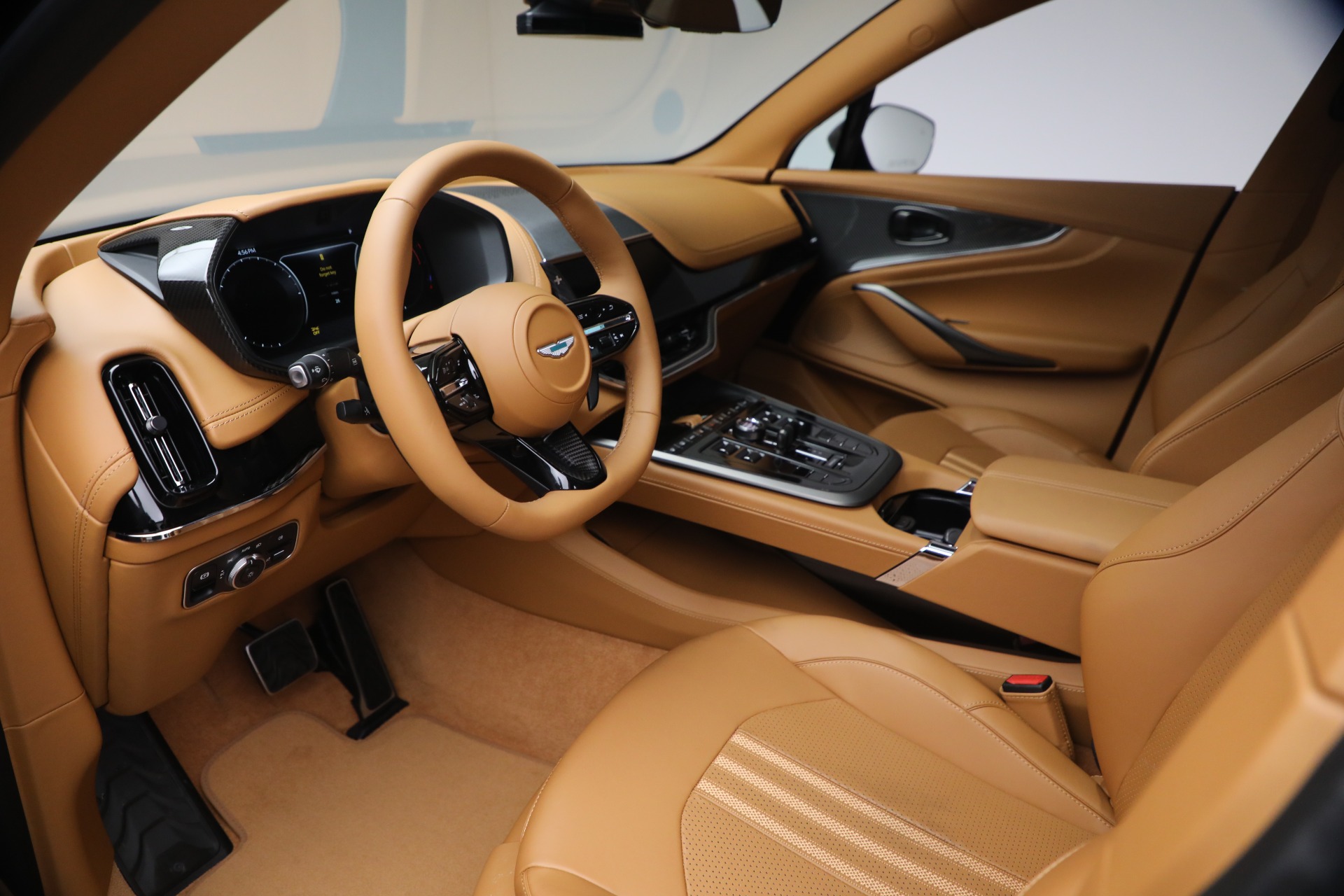 New-2026-Aston-Martin-DBX-707