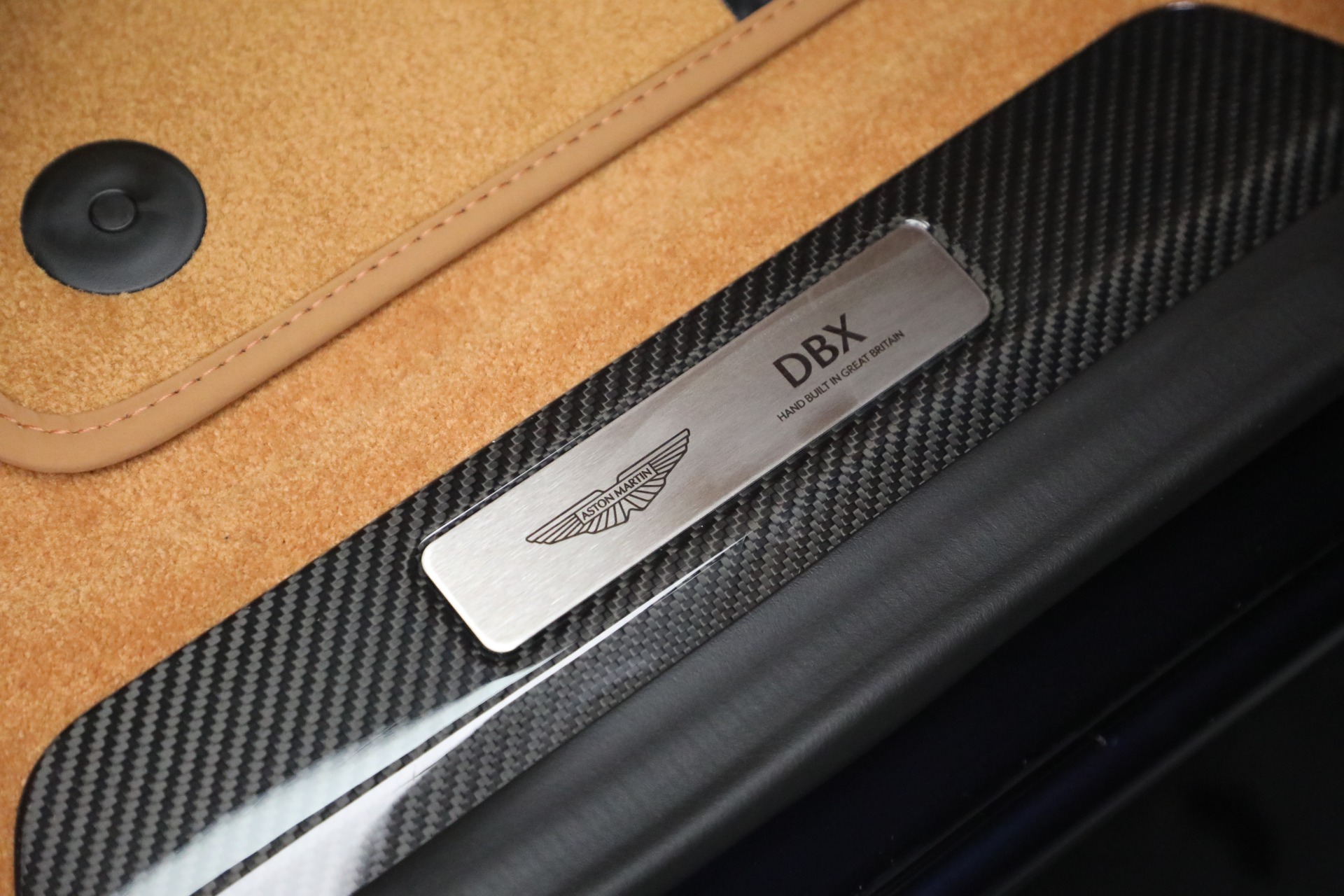 New-2026-Aston-Martin-DBX-707