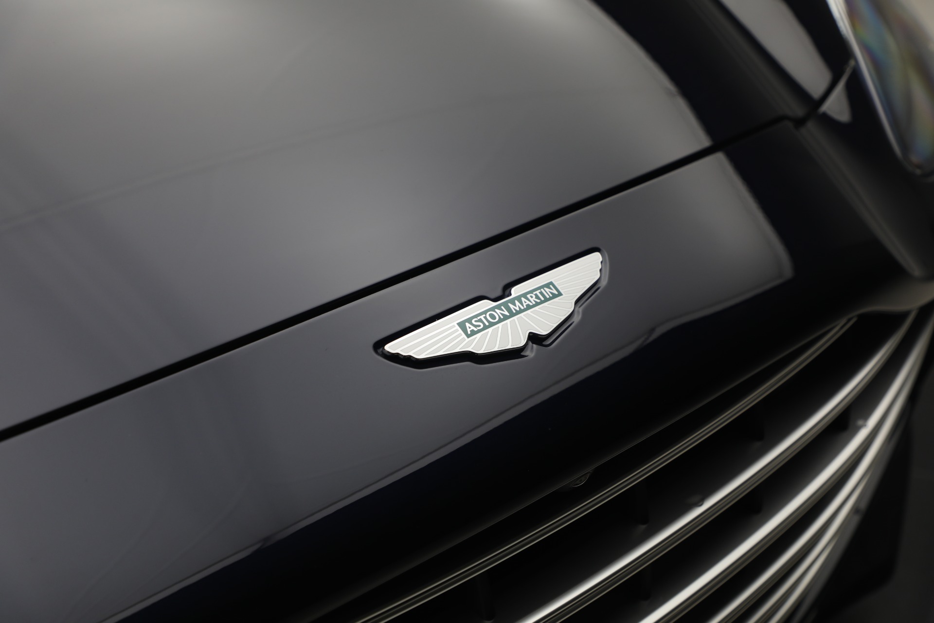 New-2026-Aston-Martin-DBX-707