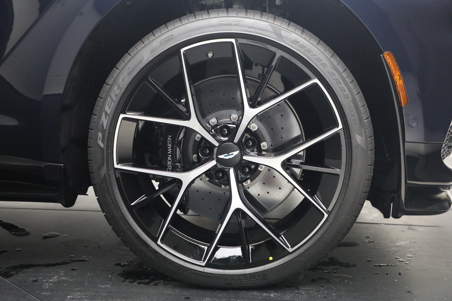 New-2026-Aston-Martin-DBX-707