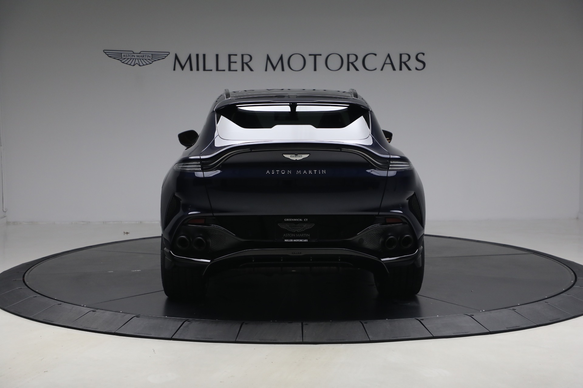 New-2026-Aston-Martin-DBX-707