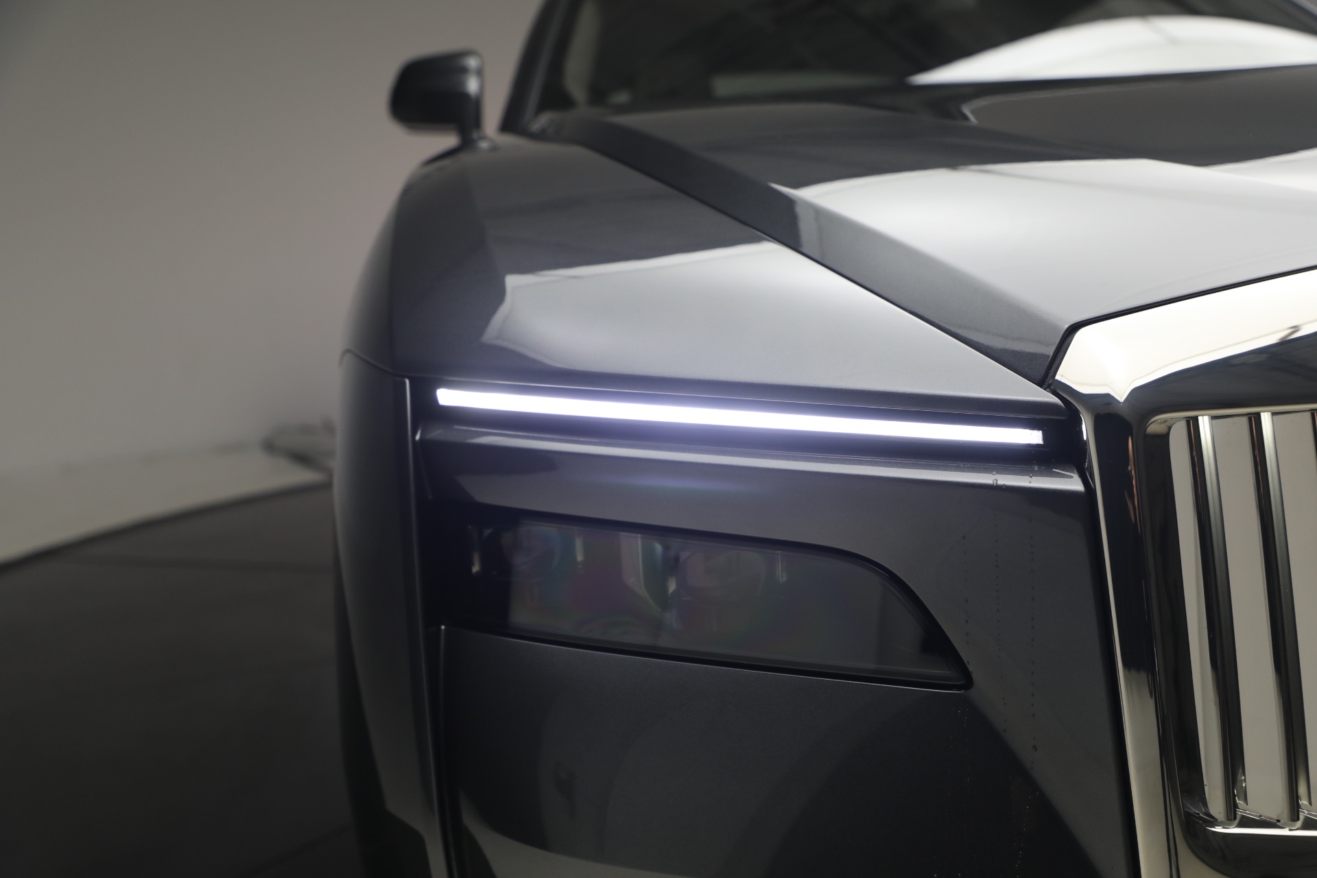 Used-2024-Rolls-Royce-Spectre