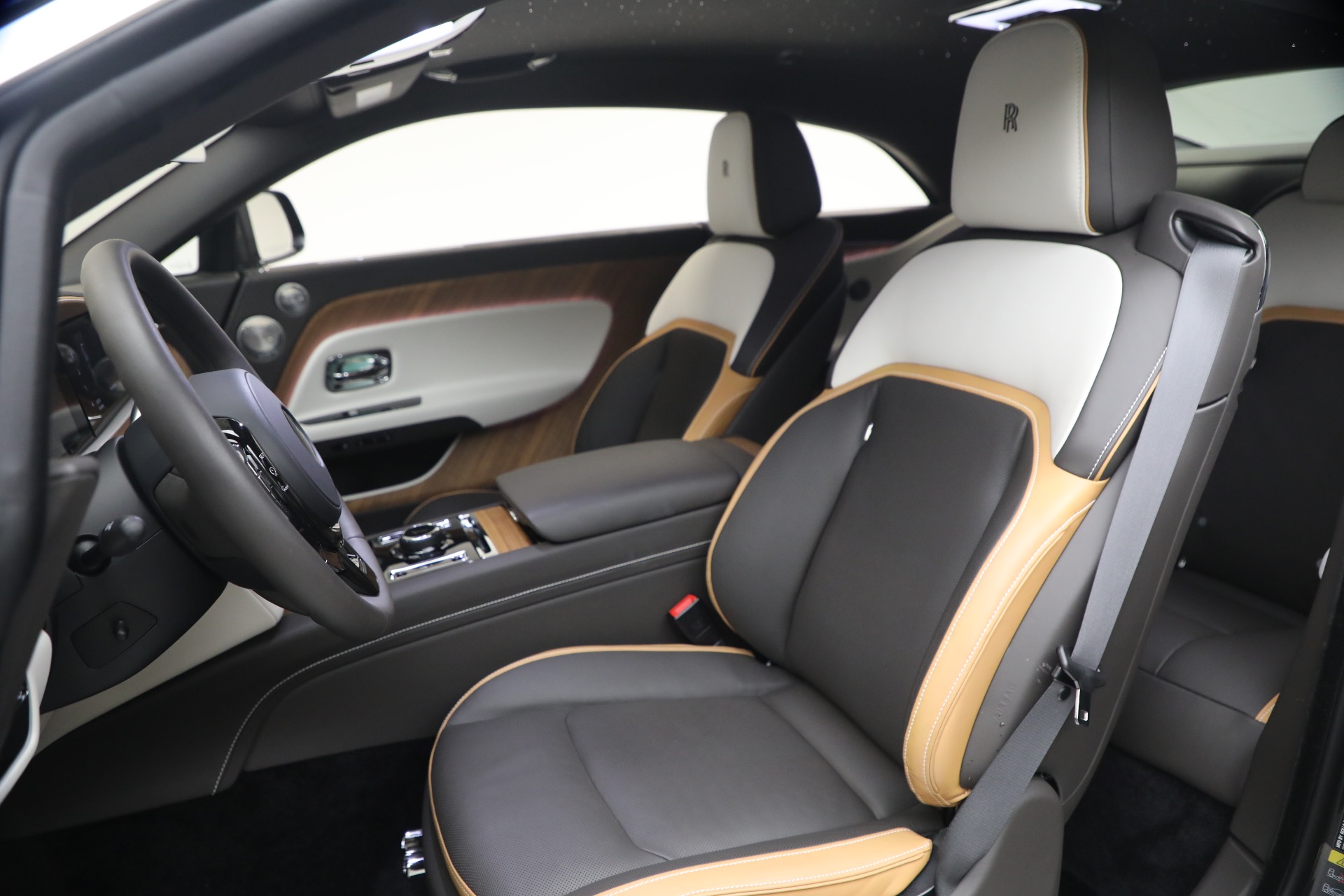 Used-2024-Rolls-Royce-Spectre