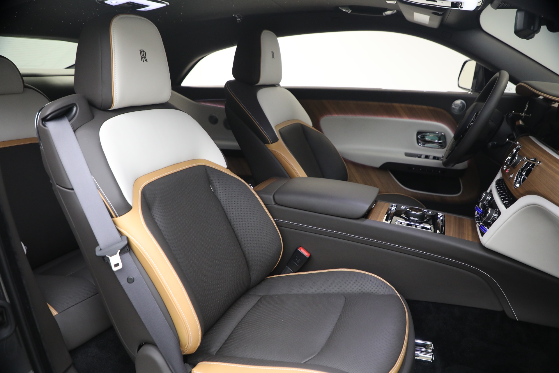 Used-2024-Rolls-Royce-Spectre