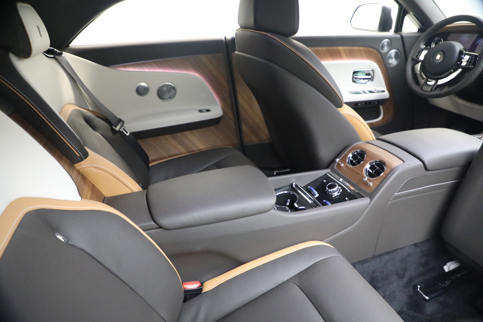Used-2024-Rolls-Royce-Spectre