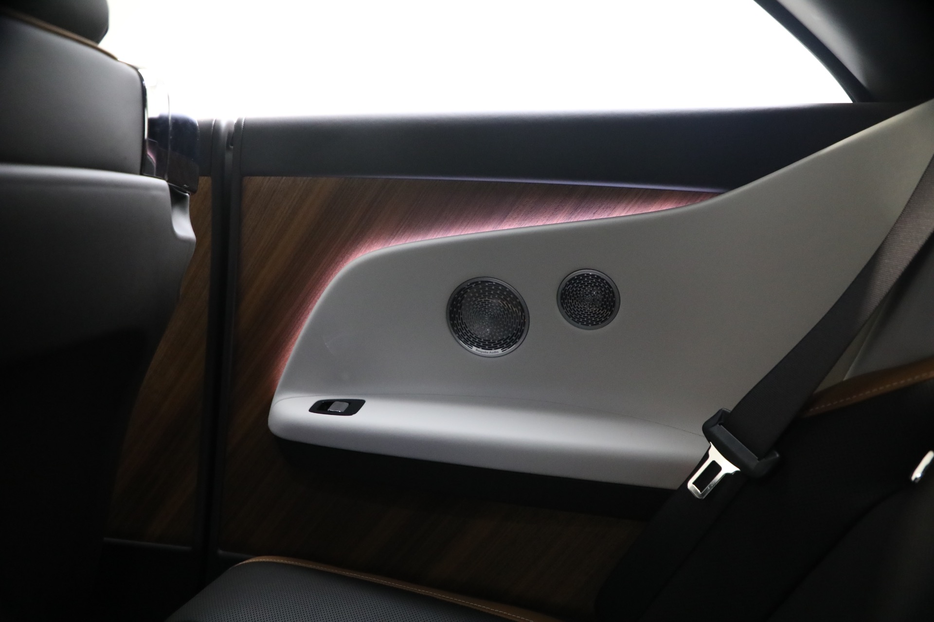 Used-2024-Rolls-Royce-Spectre