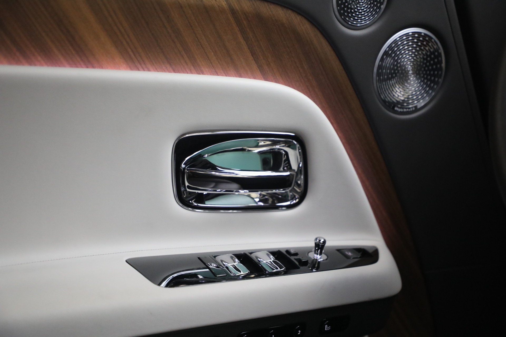 Used-2024-Rolls-Royce-Spectre