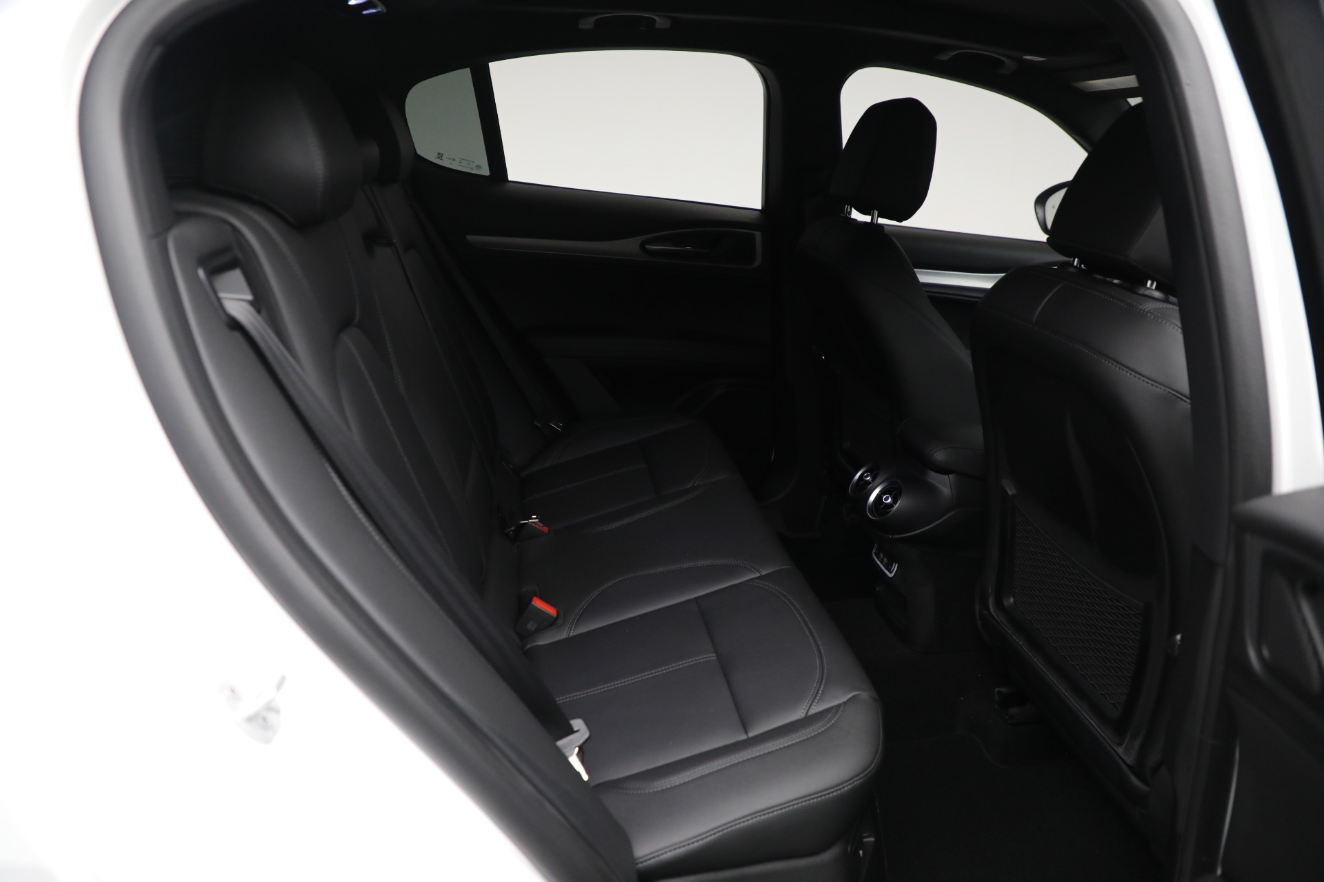 New-2025-Alfa-Romeo-Stelvio