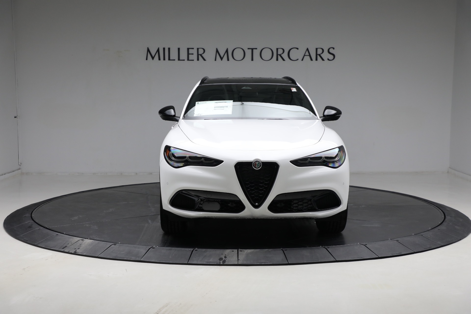 New-2025-Alfa-Romeo-Stelvio