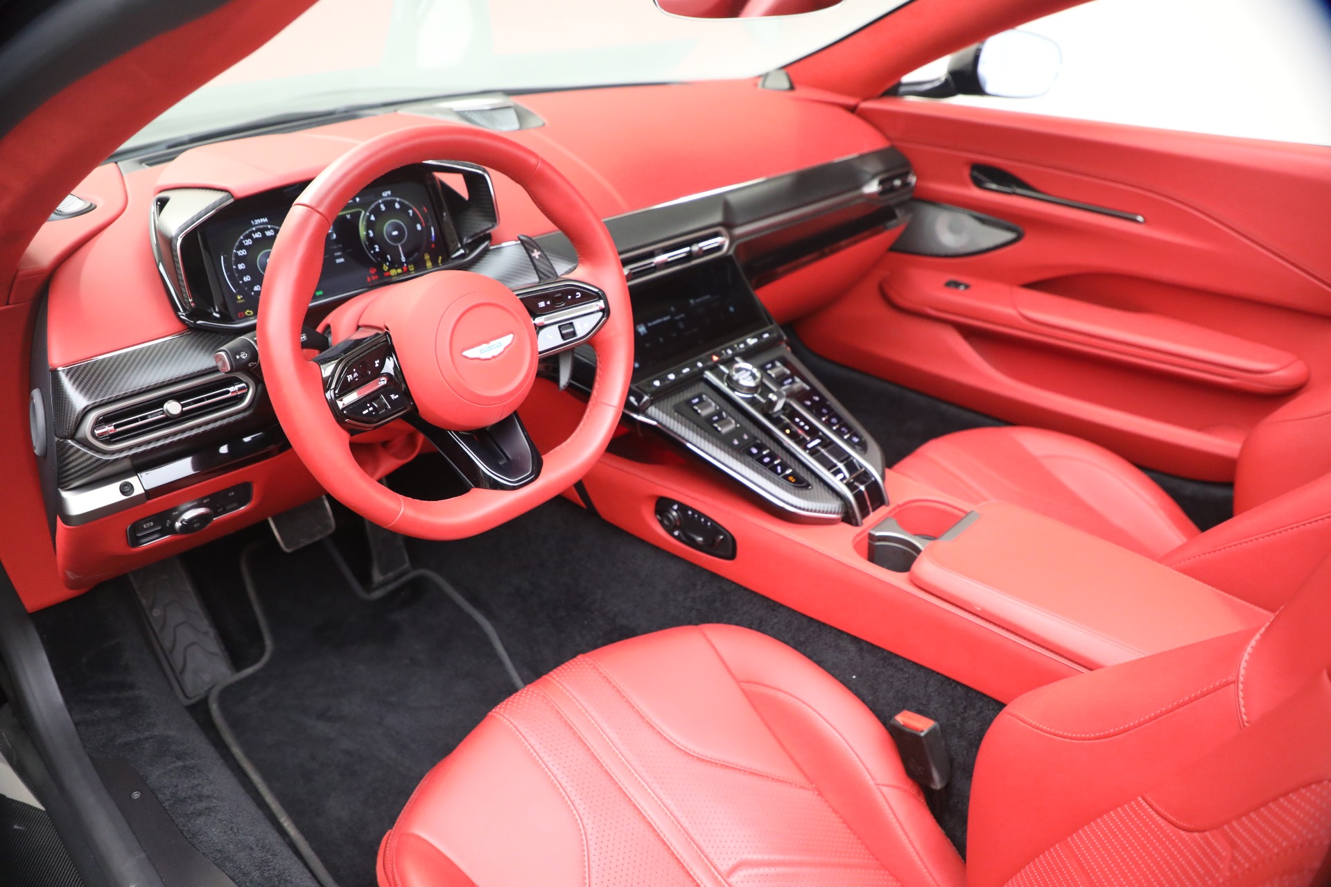 Used-2026-Aston-Martin-Vantage-Roadster