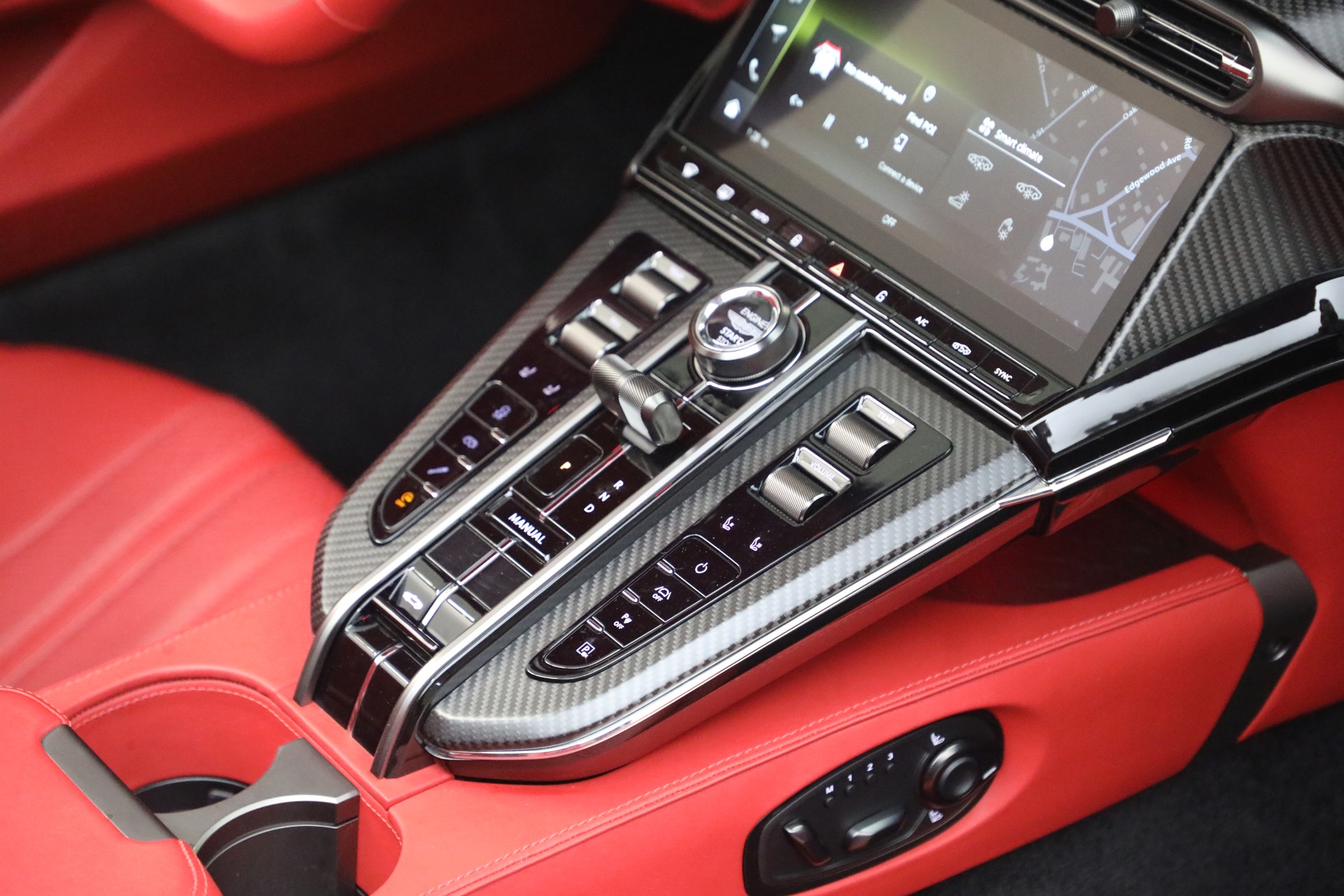 Used-2026-Aston-Martin-Vantage-Roadster
