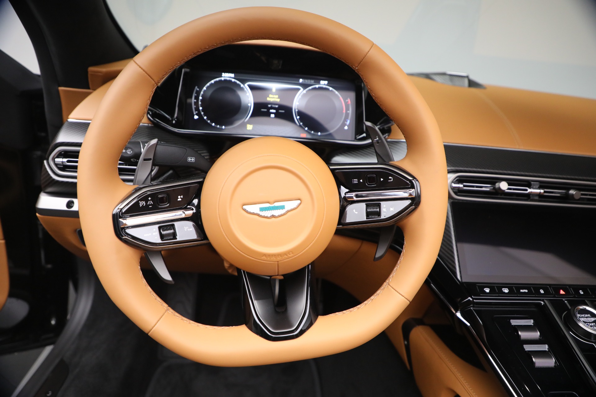 New-2026-Aston-Martin-Vantage-Roadster
